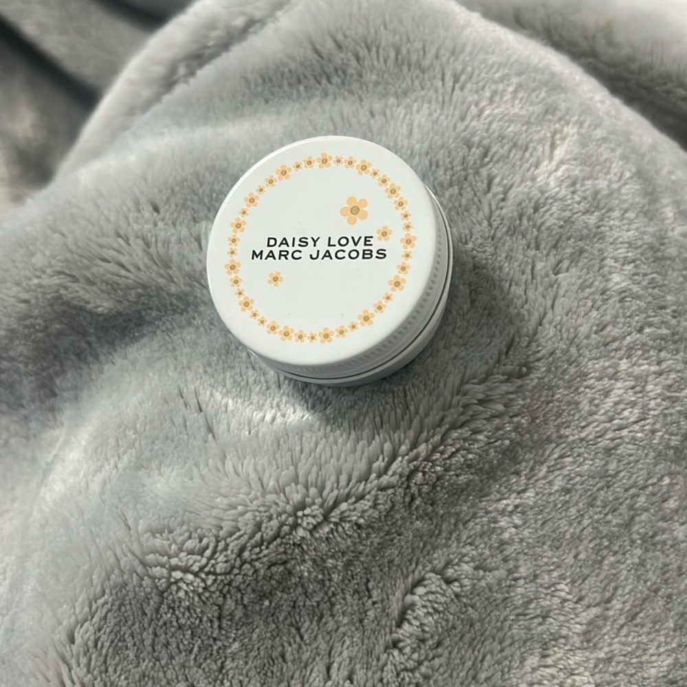 Marc Jacobs Daysi Love